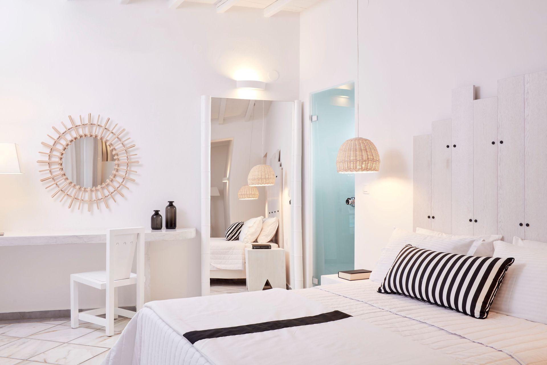 Mr. And Mrs. White Paros - Small Luxury Hotels Of The World Exterior photo